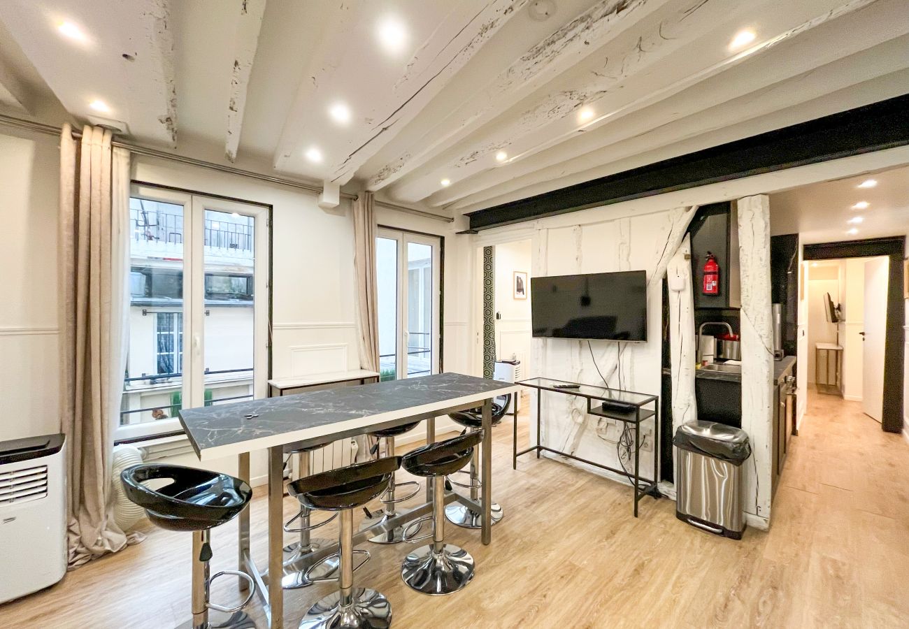 Apartamento em Paris - 93 B - Nazareth