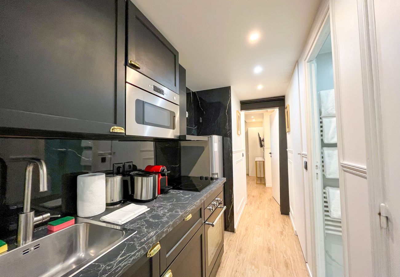 Apartamento em Paris - 93 B - Nazareth