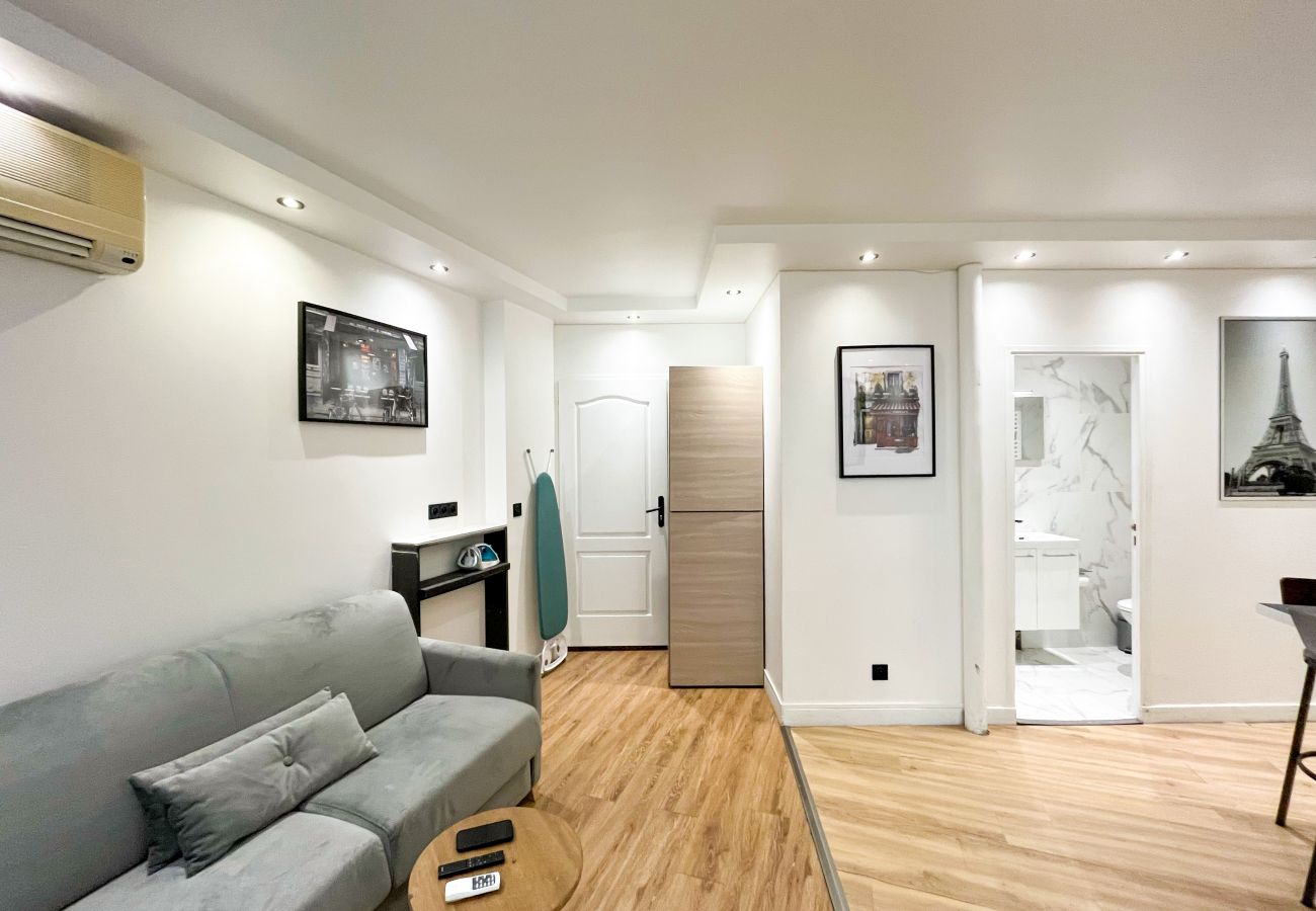 Apartamento em Paris - 173 B - Losserand