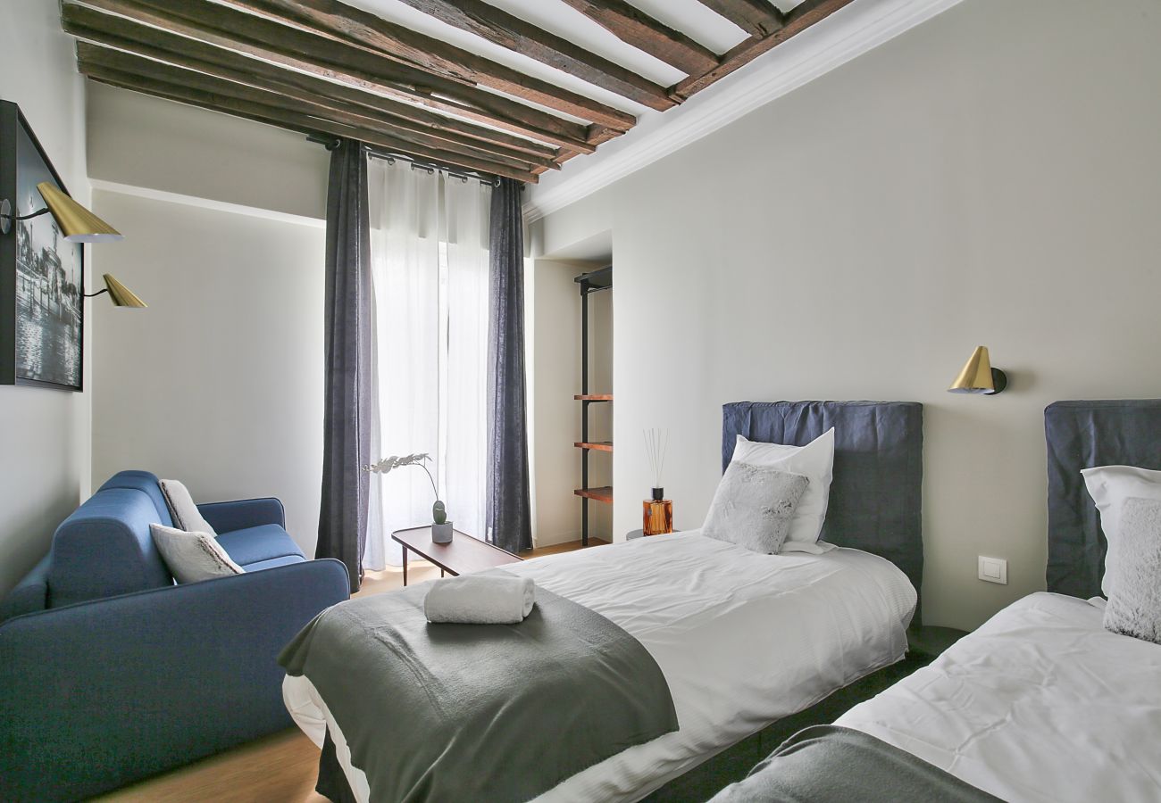 Apartment in Paris - 70 B - 9 Apolline