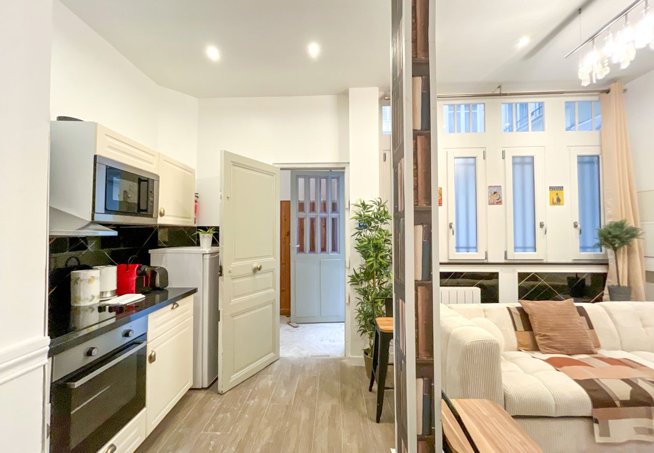 Apartment in Paris - 101 B - Maire
