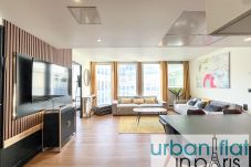 Apartment in Paris - 128 A- Champs Elysees