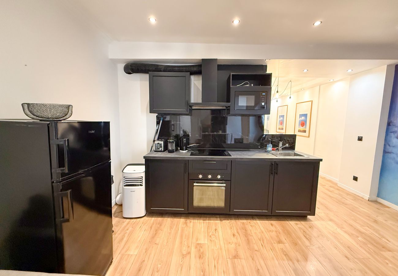 Apartment in Paris - 105 A- 112 Richelieu 4D