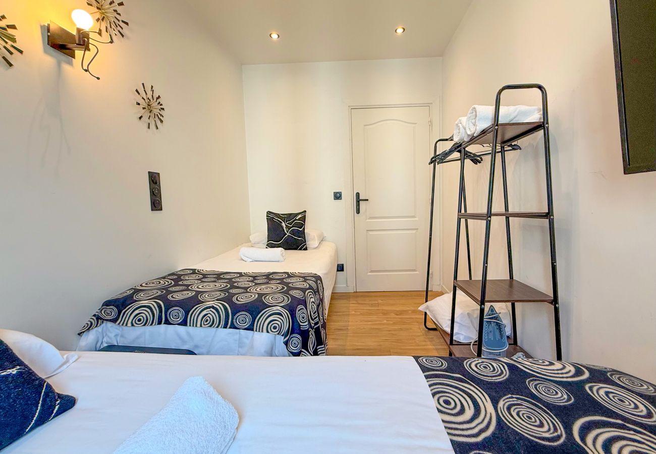 Apartment in Paris - 105 A- 112 Richelieu 4D