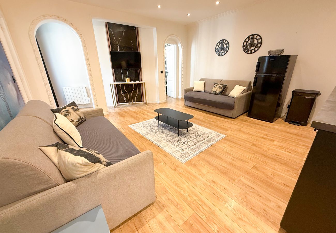 Apartment in Paris - 105 A- 112 Richelieu 4D