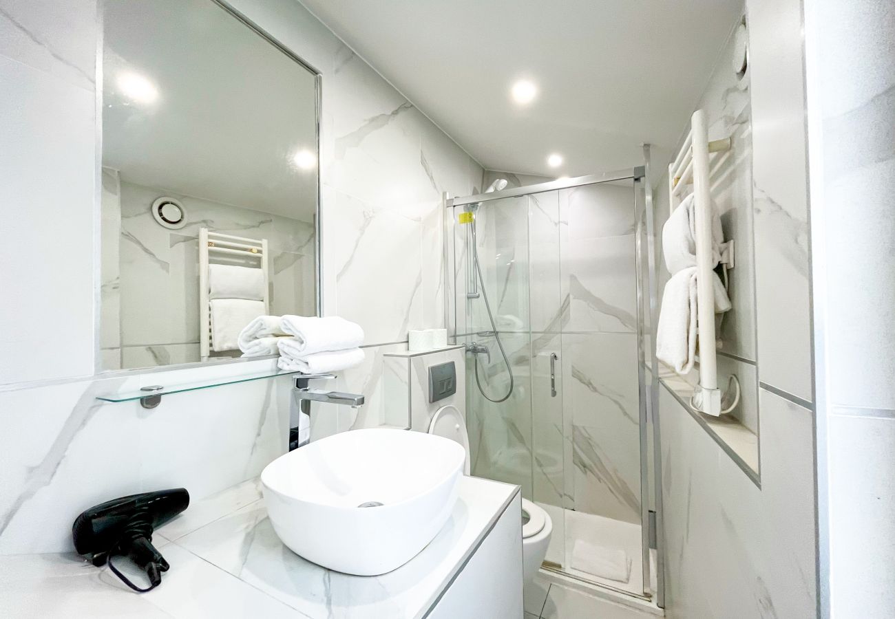 Apartment in Paris - 115 B - Urban Vuitton Saint Denis