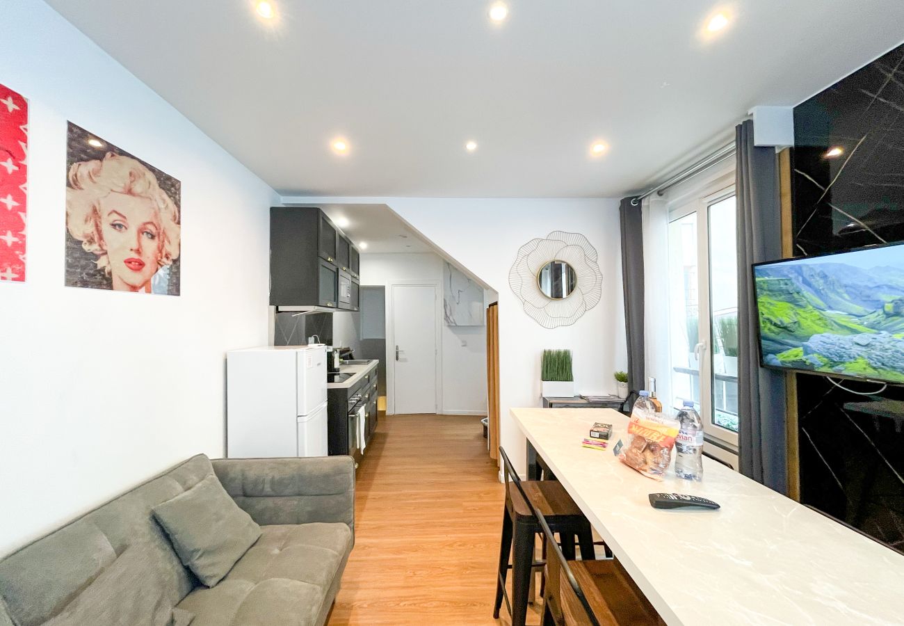 Apartment in Paris - 115 B - Urban Vuitton Saint Denis