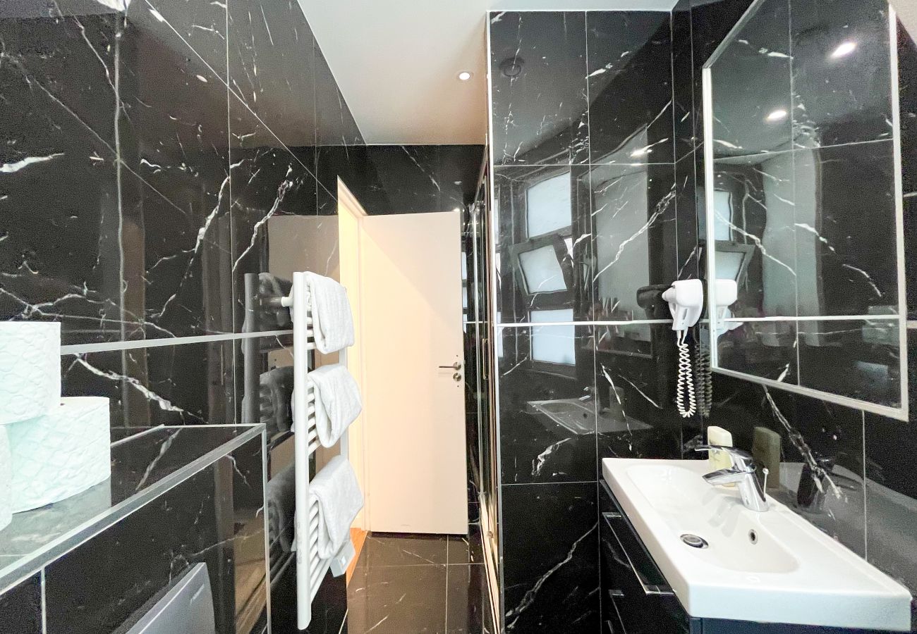 Apartment in Paris - 115 B - Urban Vuitton Saint Denis