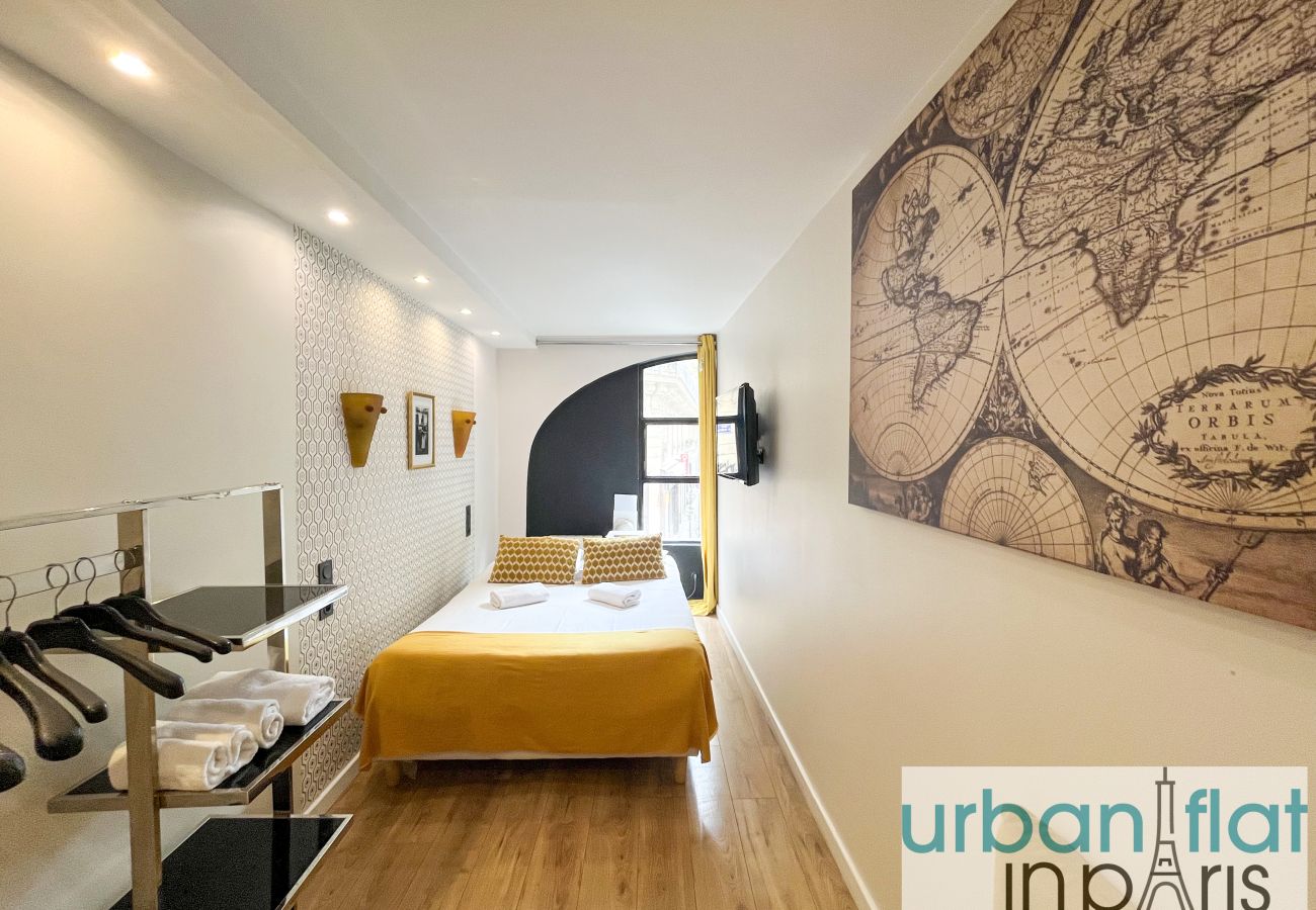 Apartment in Paris - 120 A- Temple Marais