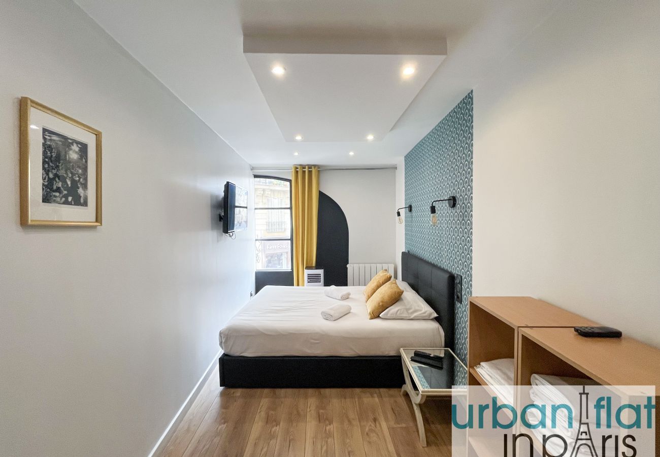 Apartment in Paris - 120 A- Temple Marais
