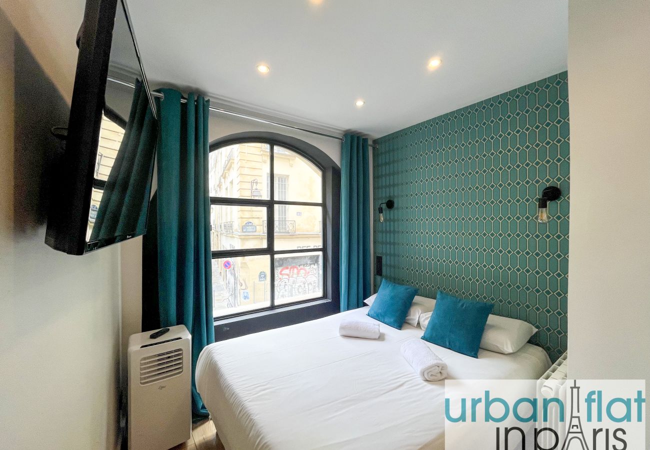 Apartment in Paris - 120 A- Temple Marais