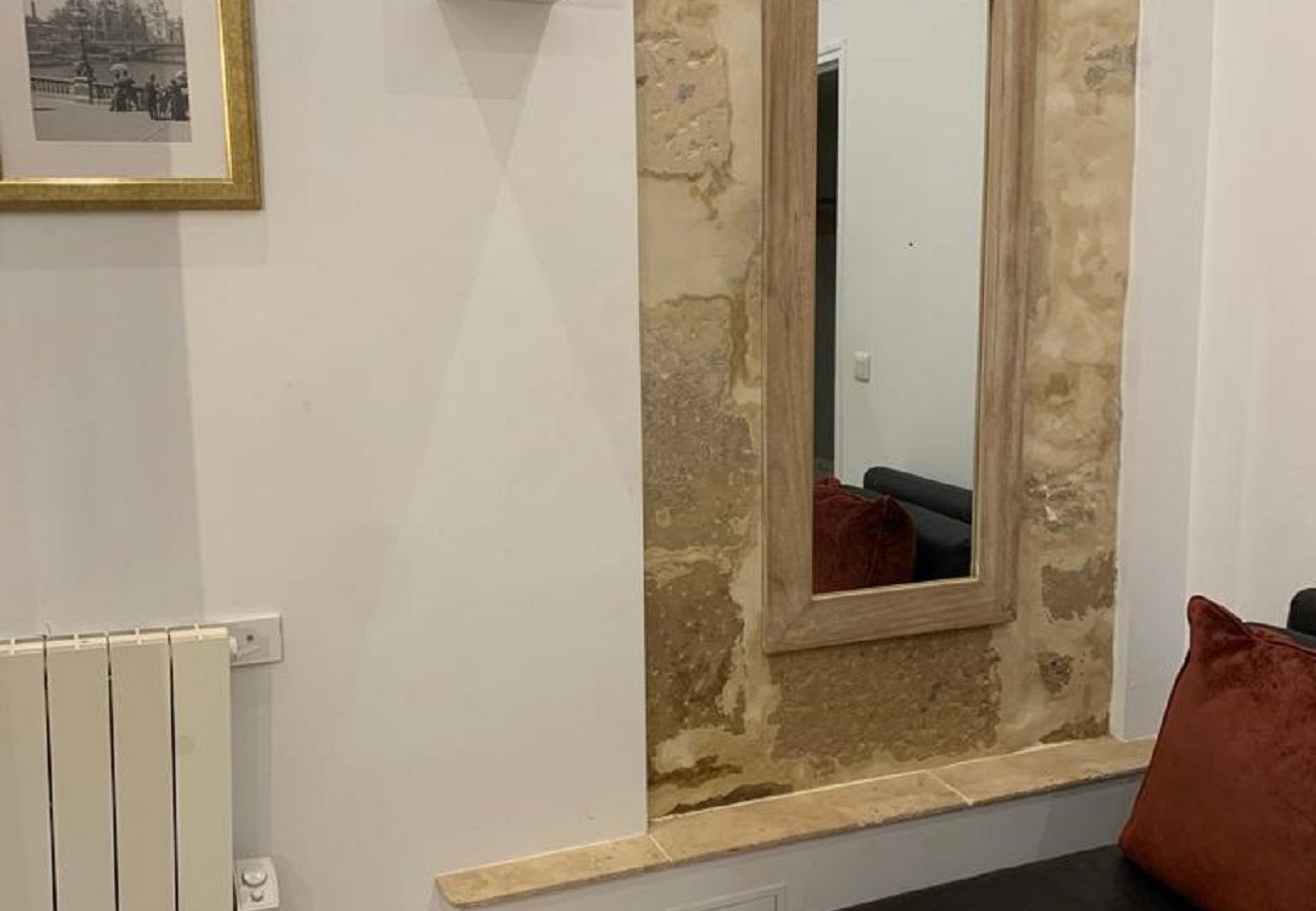 Apartment in Paris - 19 - Petit Carreau