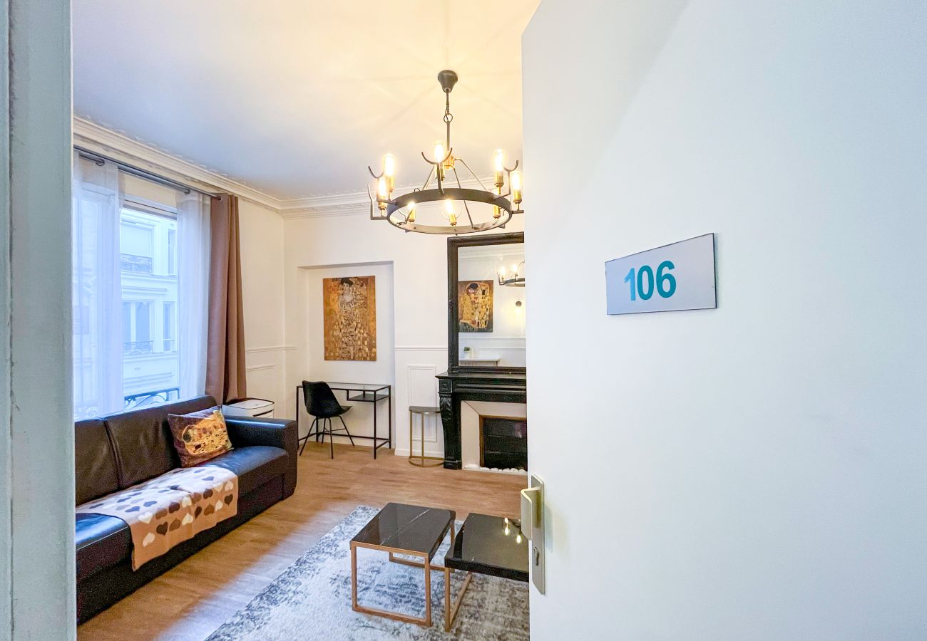 Apartment in Paris - 106 A- 112 Richelieu 3G