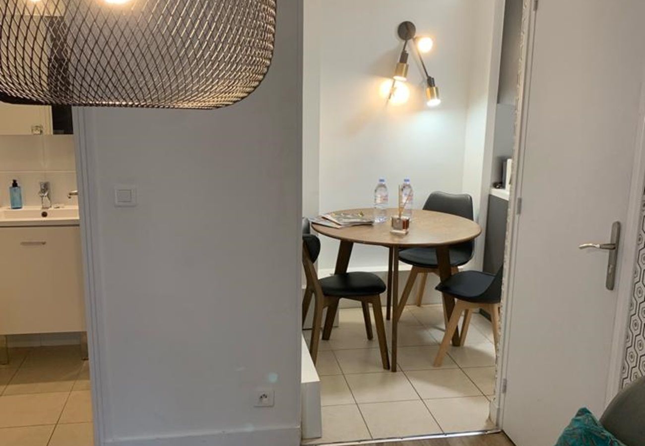 Apartment in Paris - 149 - Faubourg B5