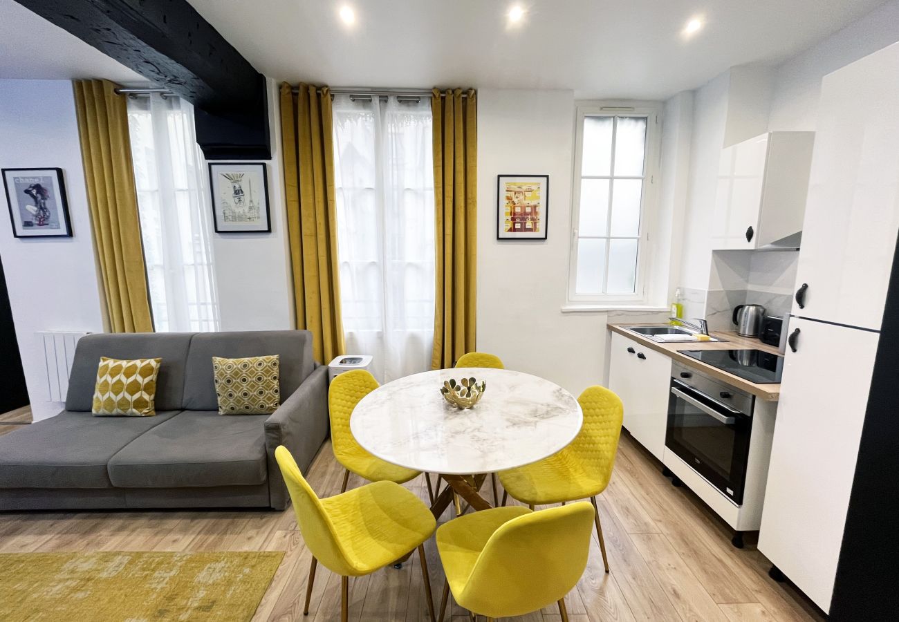 Apartment in Paris - 157 A - Chanel 210 Saint Denis