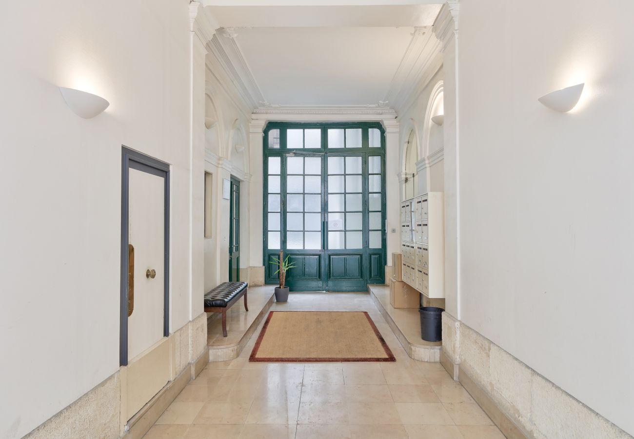 Apartment in Paris - 191 A - Vignon