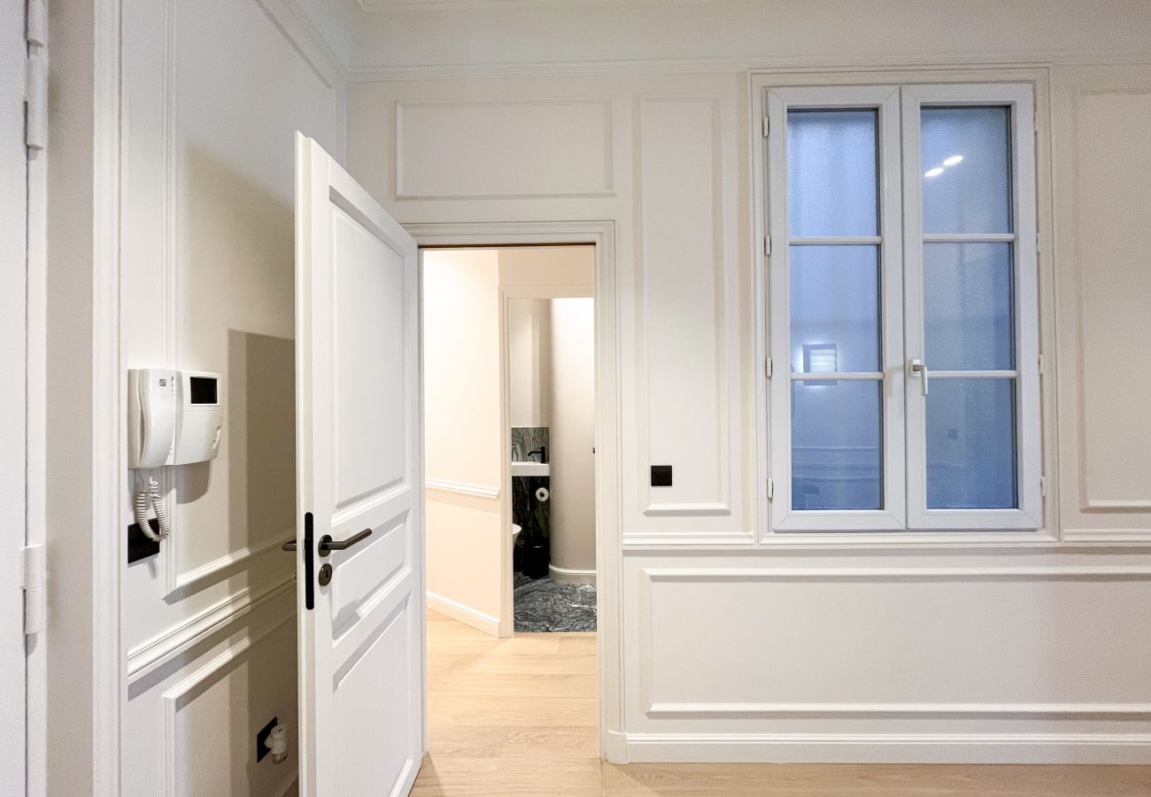 Apartment in Paris - 191 A - Vignon