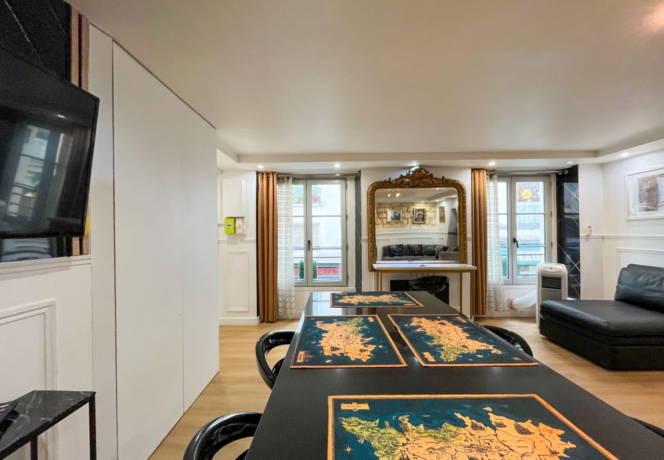 Apartment in Paris - 42 B - Game of thrones in Paris