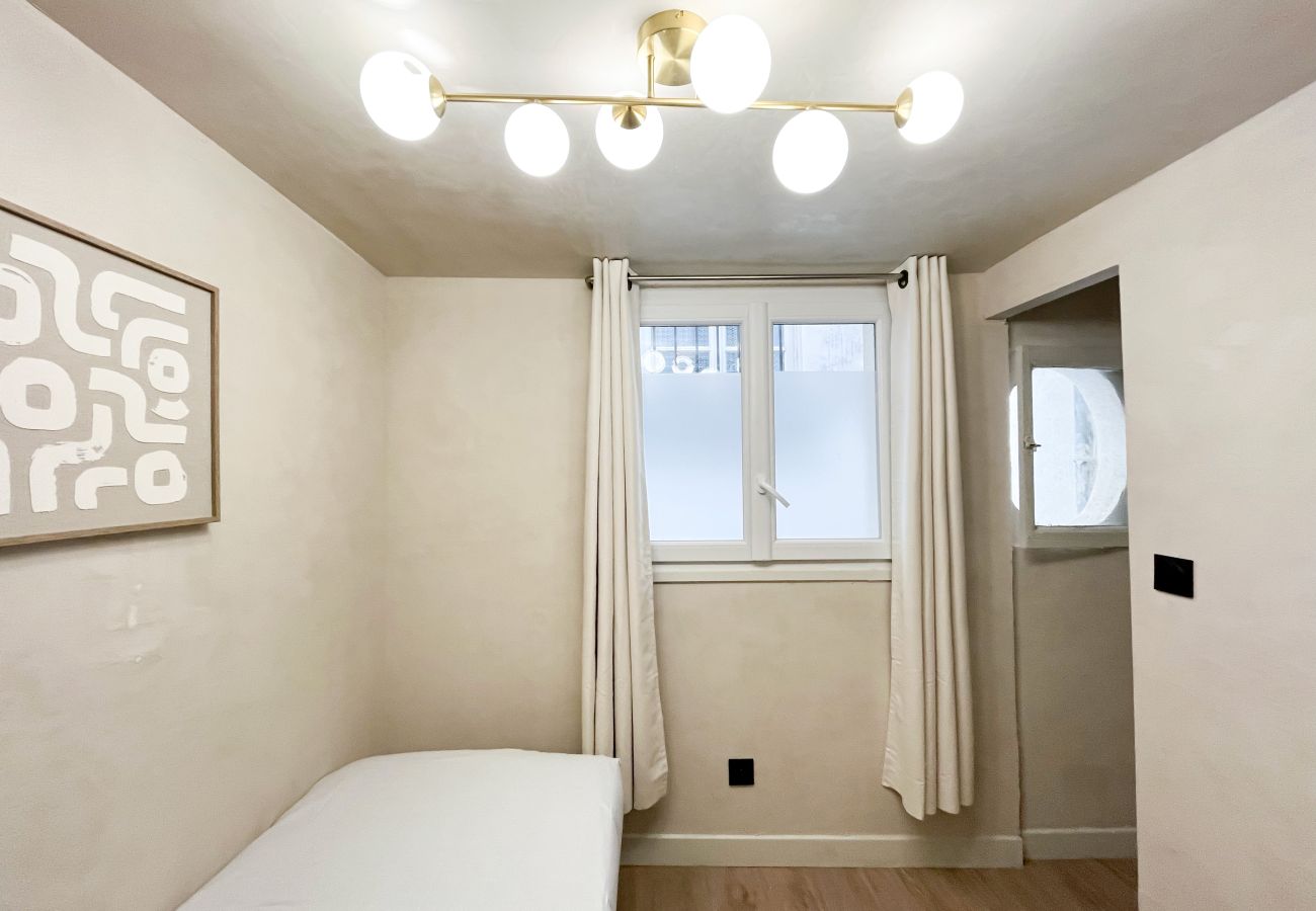 Apartment in Paris - 199 B - Aboukir RDC