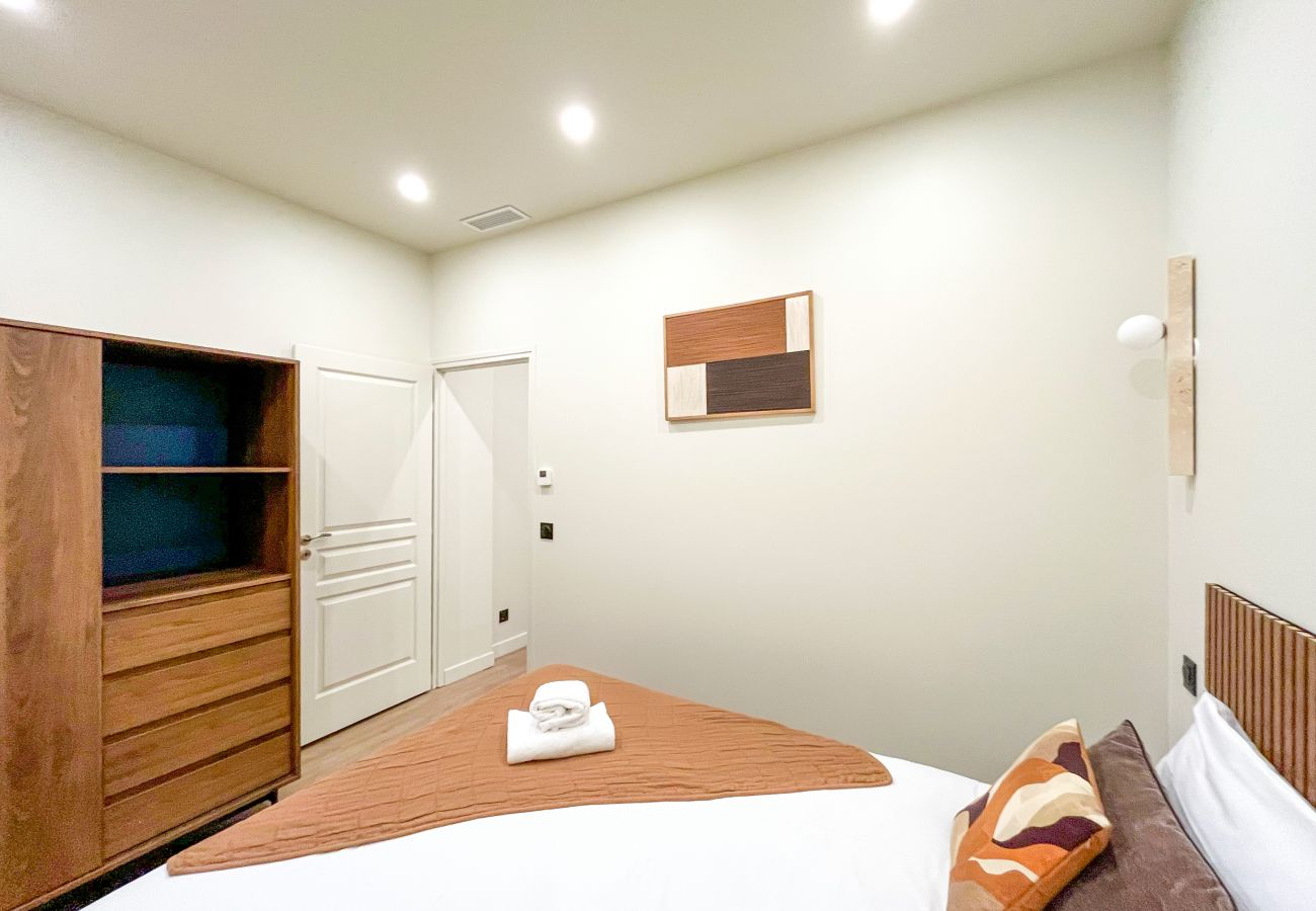 Apartment in Paris - 199 B - Aboukir RDC