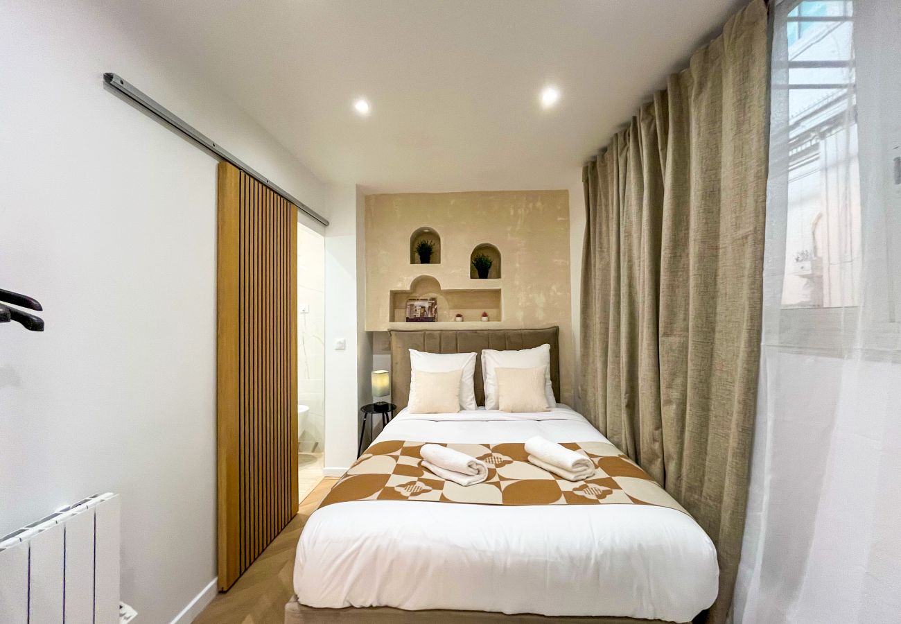 Apartment in Paris - 226 - Ponceau Montorgueil