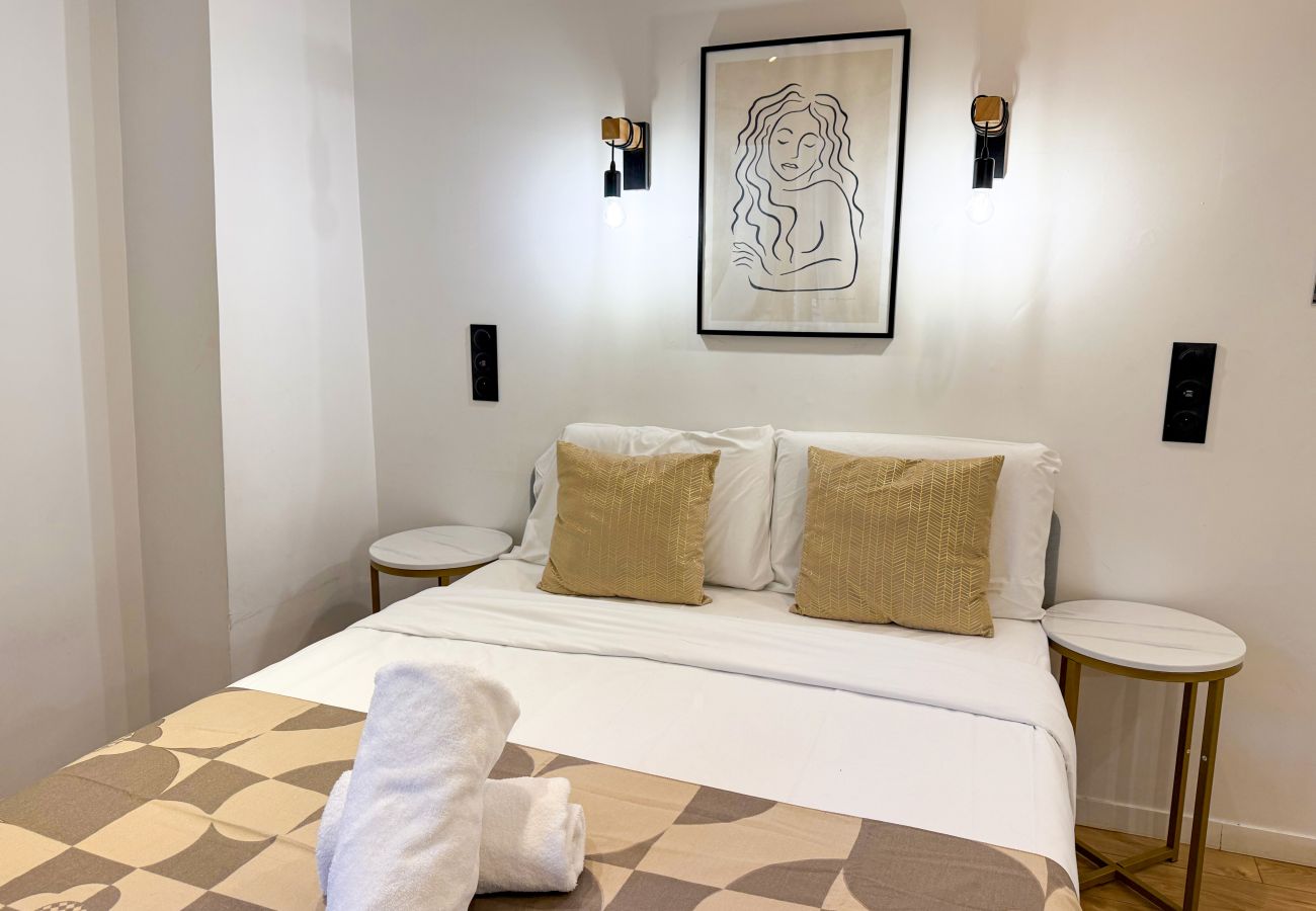 公寓 在 Paris - 102 B- 21 Montmartre 4F