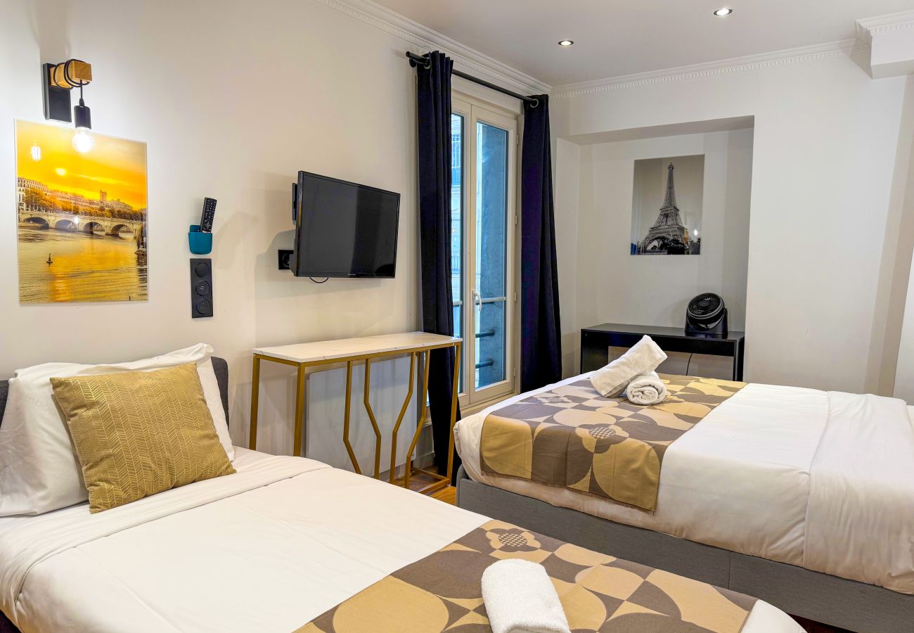 公寓 在 Paris - 102 B- 21 Montmartre 4F