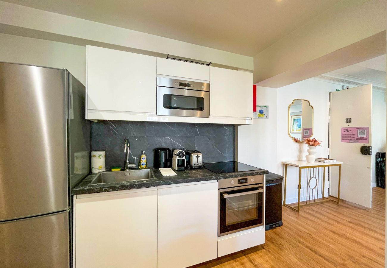 公寓 在 Paris - 102 B- 21 Montmartre 4F