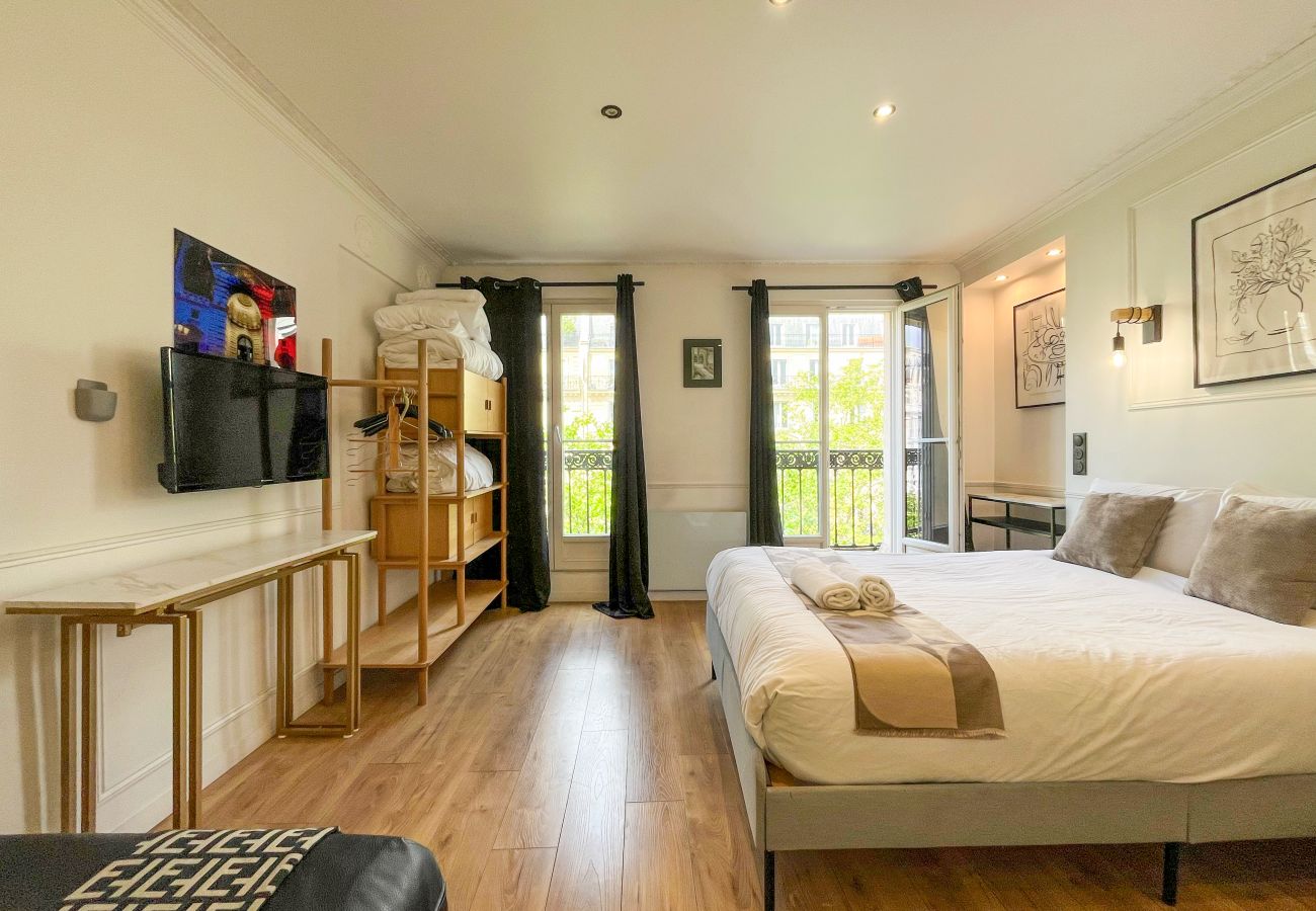 公寓 在 Paris - 102 B- 21 Montmartre 4F