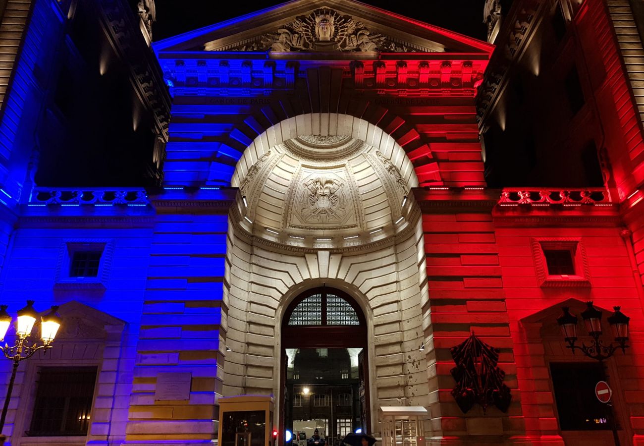 公寓 在 Paris - 128 A- Champs Elysees
