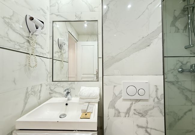 公寓 在 Paris - 65 - Cancan 公寓 在 Paris - 65 - Cancan